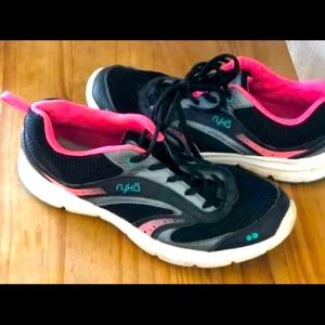 Women’s rykä tennis shoes